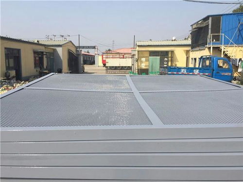 環(huán)型防拋網(wǎng)與橋梁隔離柵 建筑材料的選擇與報(bào)價(jià)指南